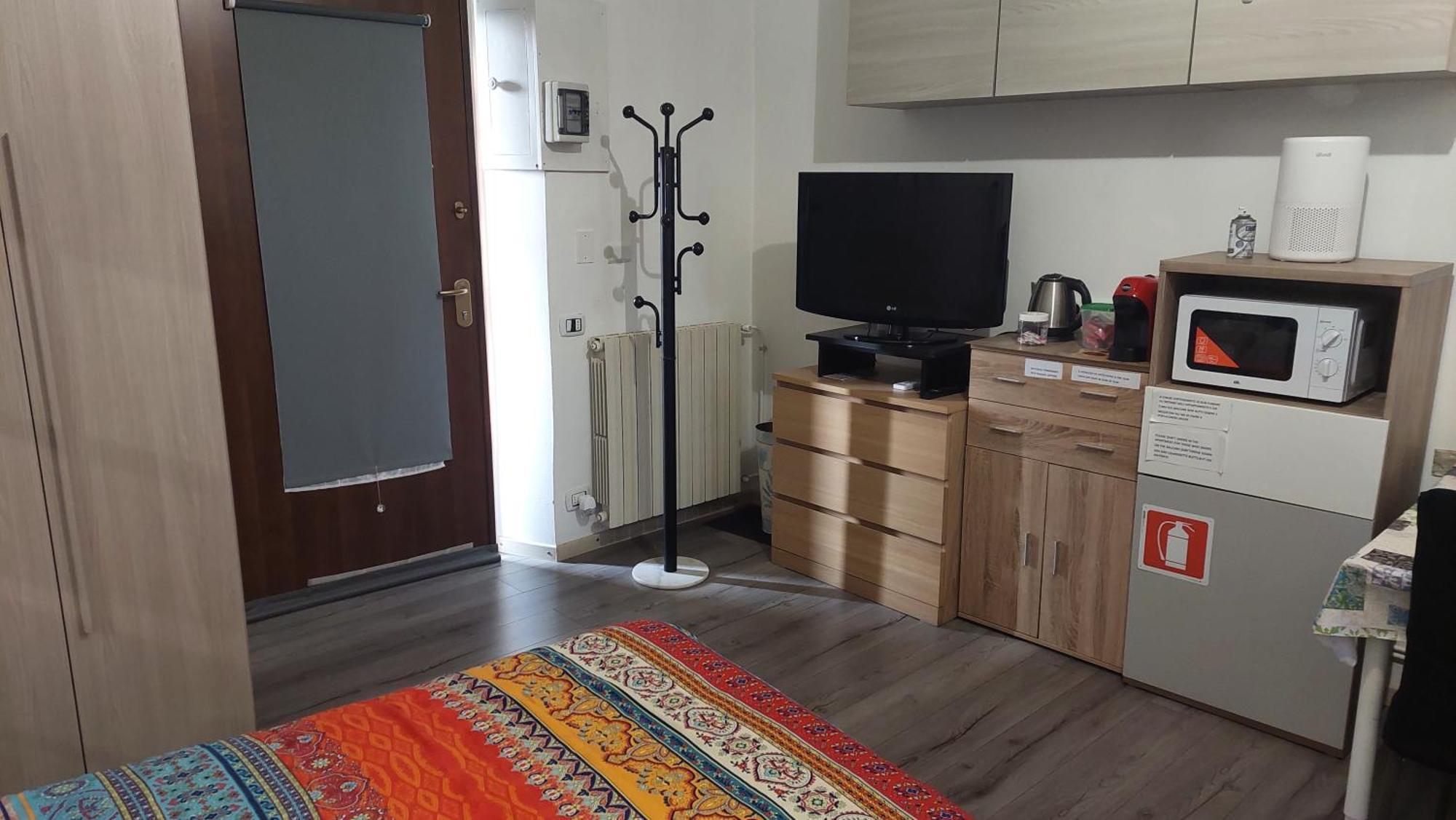 Affitti Brevi Ferrera Monolocale Ferrera 20 Minuti Da Rho Fiera E San Siro Apartment *